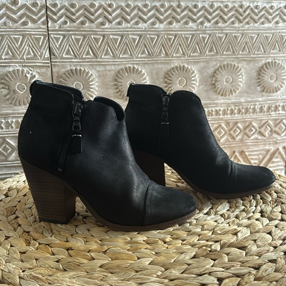Rag & Bone Margot Double Zip Ankle Booties - Black Waxed Suede Women’s 7 - Picture 2 of 7